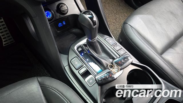 Hyundai Santafe 2018 — photo 9