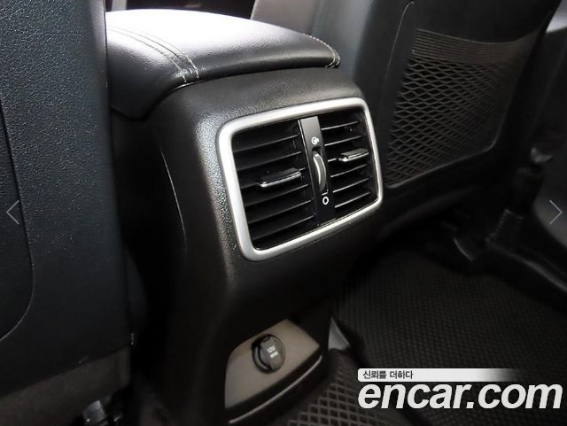 Kia Sportage 2016 — photo 17