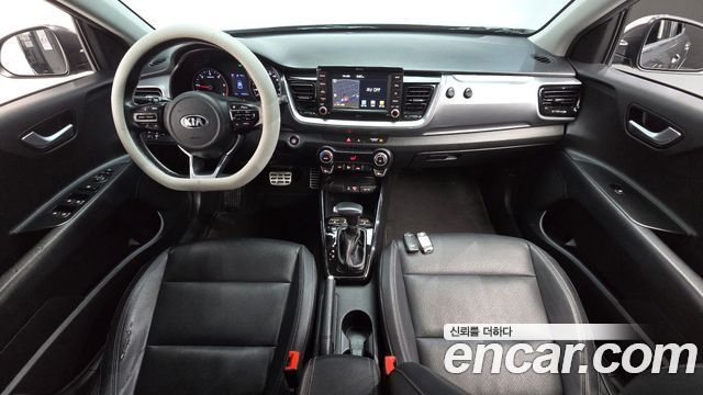 Kia Stonic 2018 — photo 7