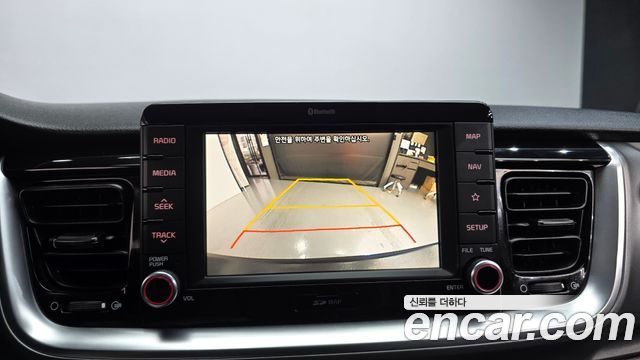 Kia Stonic 2018 — photo 13