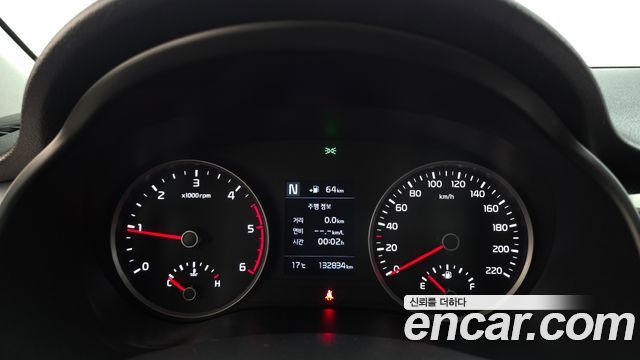 Kia Stonic 2018 — photo 15