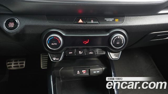 Kia Stonic 2018 — photo 18