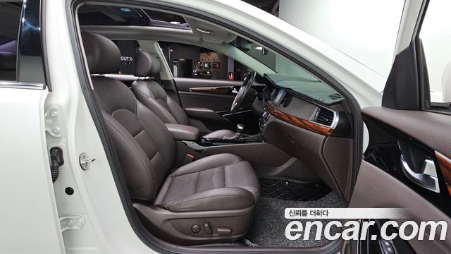 Kia K7 2017 — photo 12