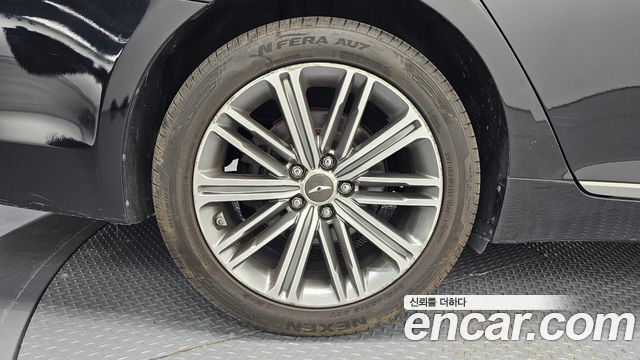 Genesis G80 2017 — photo 5