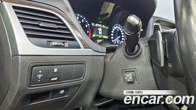 Genesis G80 2017 — photo 13