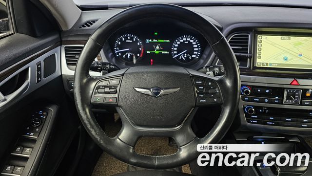 Genesis G80 2017 — photo 14
