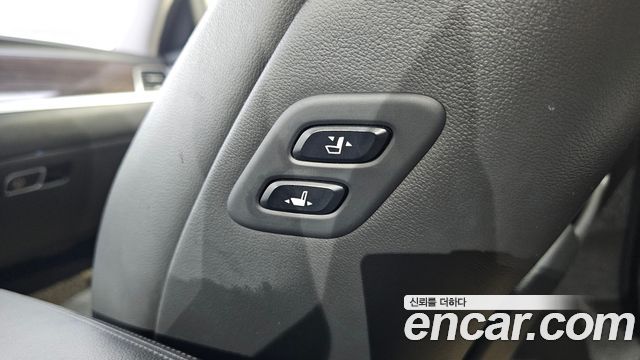 Genesis G80 2017 — photo 18