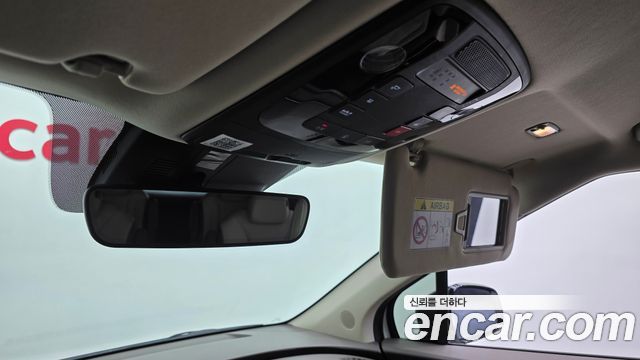 Kia Canival 2023 — photo 21