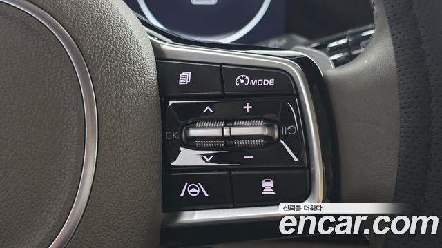 Kia Canival 2023 — photo 22