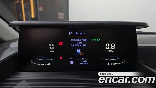 Hyundai Staria 2024 — photo 11