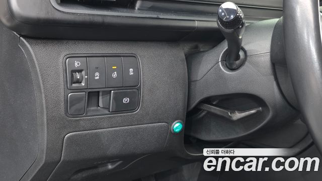Hyundai Staria 2024 — photo 20