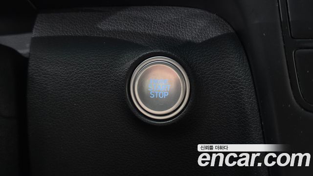 Hyundai Staria 2024 — photo 23