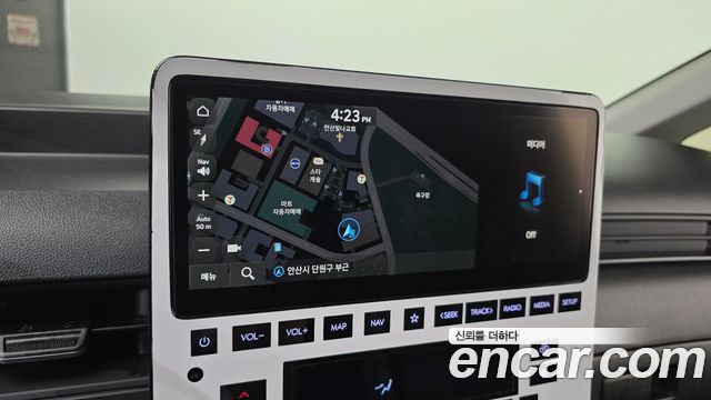 Hyundai Staria 2024 — photo 24