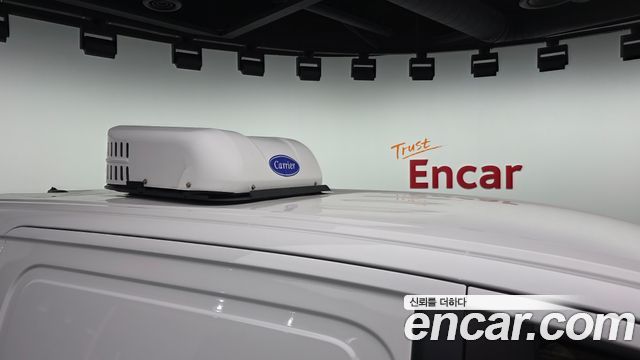 Hyundai Staria 2024 — photo 31