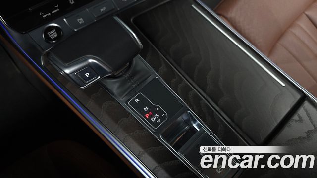 Audi A6 2021 — photo 12