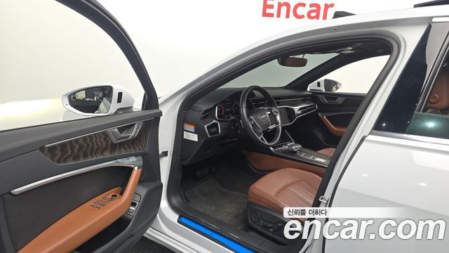 Audi A6 2021 — photo 13