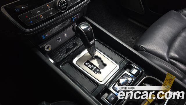 KG Mobility Rexton 2018 — photo 12