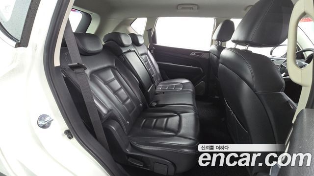 KG Mobility Rexton 2018 — photo 18
