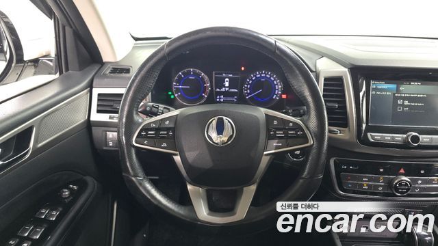 KG Mobility Rexton 2018 — photo 19