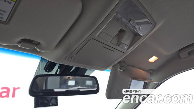 KG Mobility Rexton 2018 — photo 23