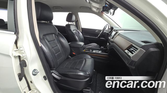 KG Mobility Rexton 2018 — photo 16