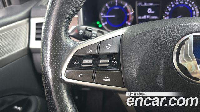 KG Mobility Rexton 2018 — photo 27