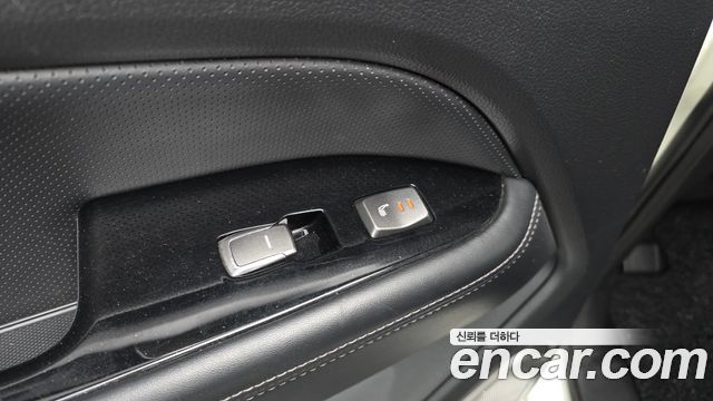 KG Mobility Rexton 2018 — photo 30