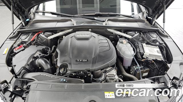 Audi A4 2021 — photo 6
