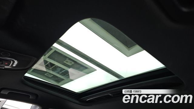 Audi A4 2021 — photo 17