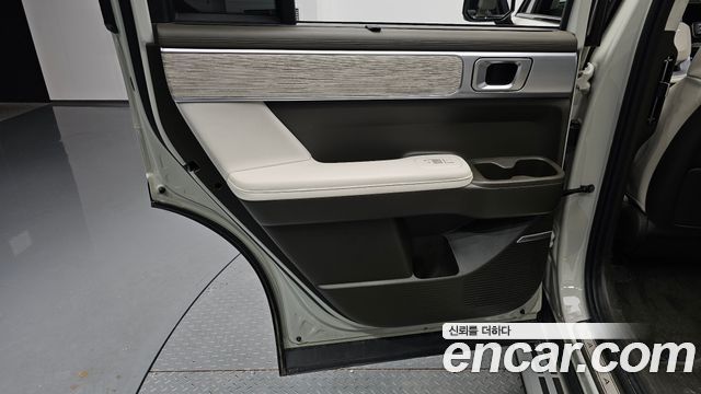 Hyundai Santafe 2024 — photo 15