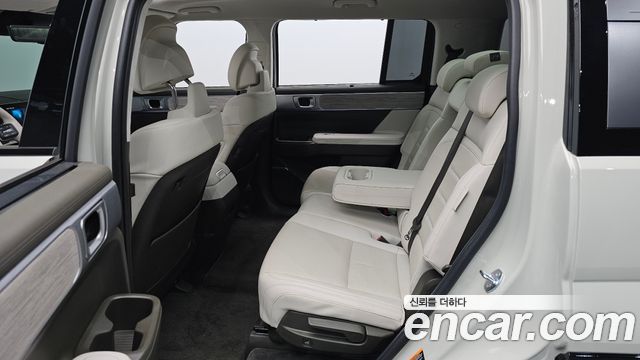 Hyundai Santafe 2024 — photo 16