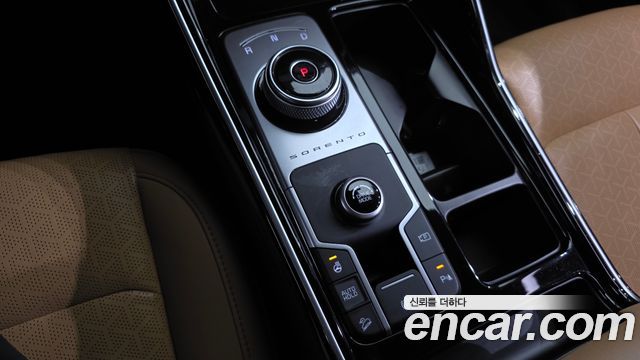 Kia Sorento 2022 — photo 12