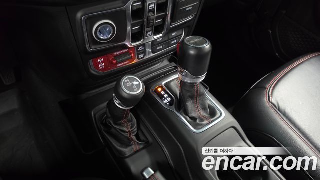 Jeep Gladiator 2021 — photo 12