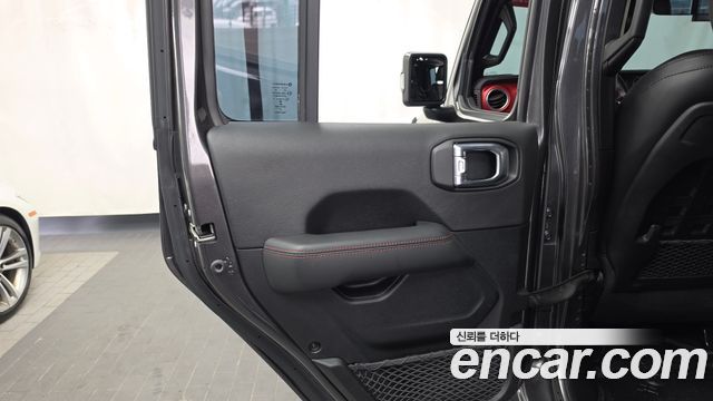 Jeep Gladiator 2021 — photo 15