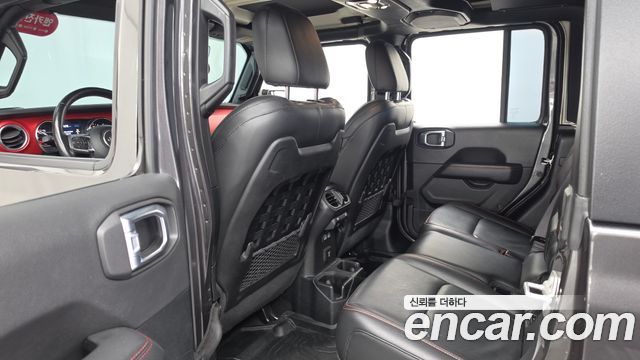 Jeep Gladiator 2021 — photo 16