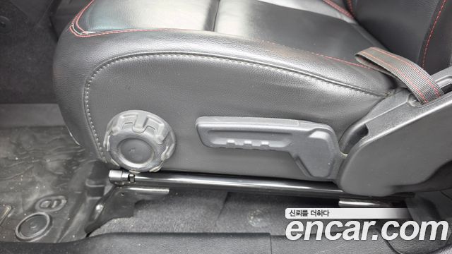 Jeep Gladiator 2021 — photo 28