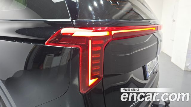 Kia Canival 2024 — photo 9