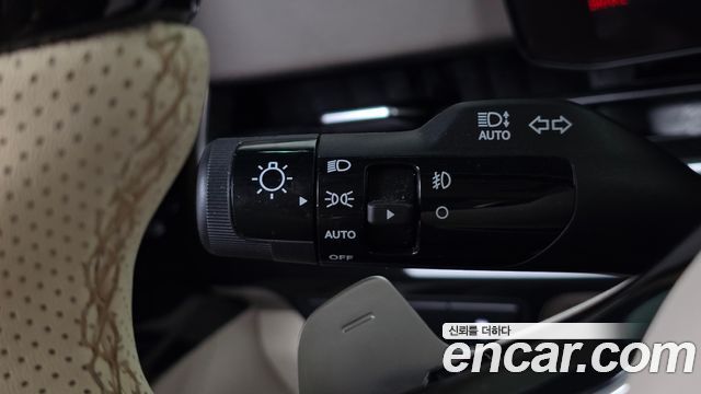 Kia Canival 2024 — photo 39
