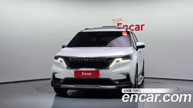 Kia Canival 2023 — photo 3