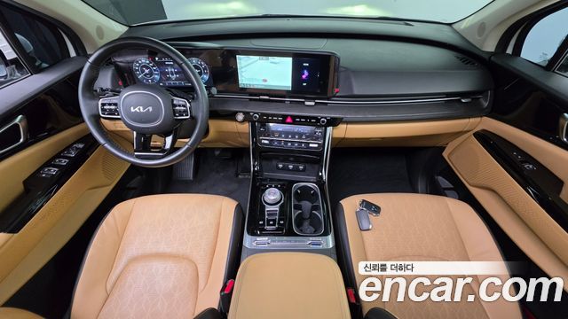 Kia Canival 2023 — photo 10