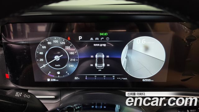 Kia Canival 2023 — photo 11