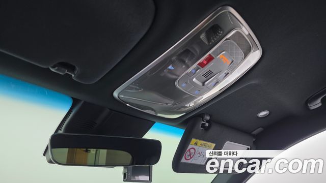Genesis GV70 2022 — photo 25