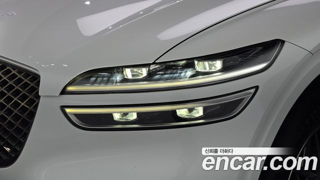 Genesis GV70 2022 — photo 8