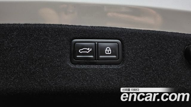 Kia K9 2023 — photo 23