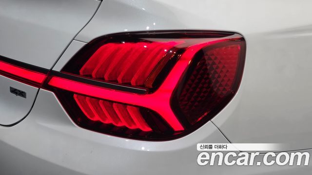 Kia K9 2023 — photo 9