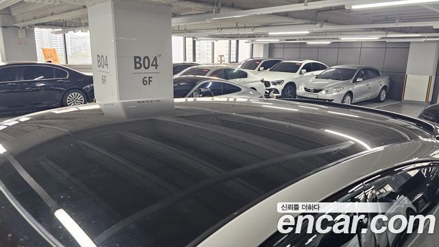 Porsche Cayenne 2023 — photo 13