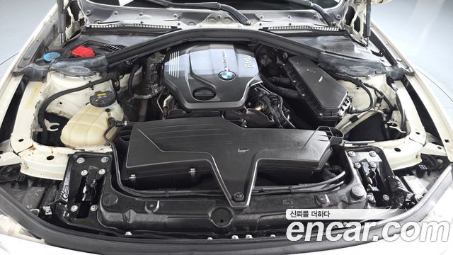 BMW 3-Series 2017 — photo 6