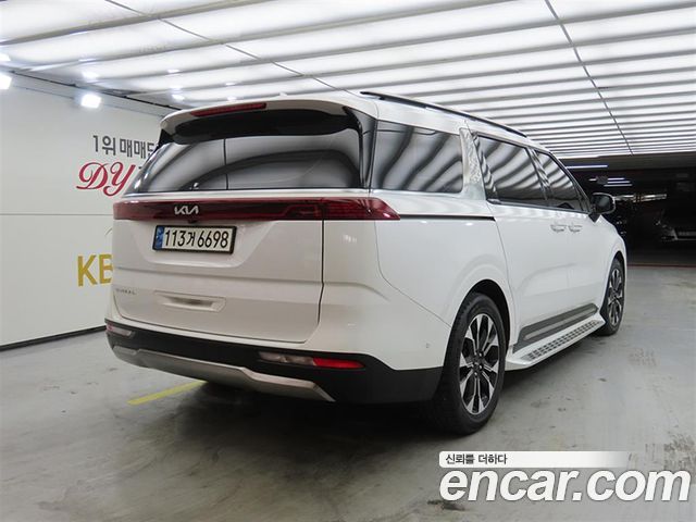 Kia Canival 2022 — photo 4