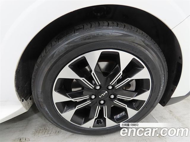 Kia Canival 2022 — photo 20