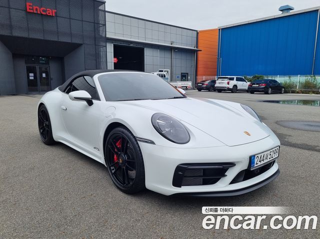 Porsche 911 2024 — photo 2